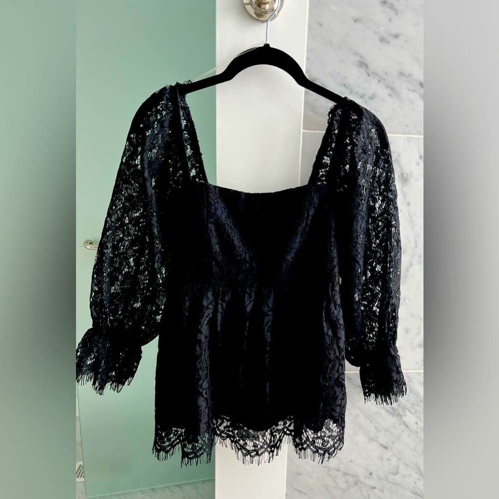 NWT! Tuckernuck black lace blouse. Size small
